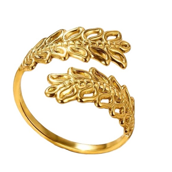 910. 18K Gold Plated Stainless Steel Women's Leaf Adjustable Ring - Picture 2 of 5